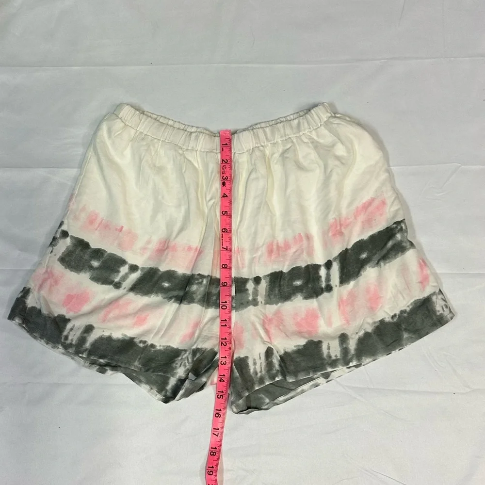 NEW Japna Hand Made With Love Tye Dye Lined Shorts Ladies Size Large NWOT